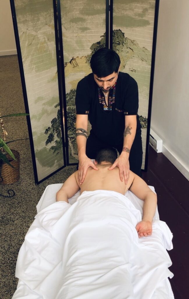 Kinami thérapeute en massage shiatsu